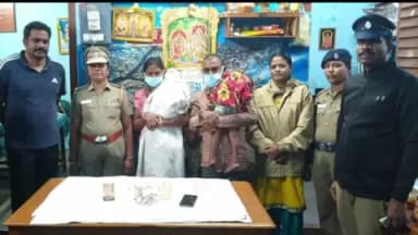 காட்பாடி: புதுக்கோட்டையில் போலீஸ் ஏட்டு வீட்டில் 40 பவுன் நகைகளை திருடிய ஒடிசா பெண் காட்பாடி ரயில் நிலையத்தில் கணவருடன் பிடிபட்டார்