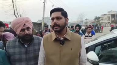 ਬਟਾਲਾ: ਬਟਾਲਾ ਤੋਂ ਵਿਧਾਇਕ ਅਮਨ ਸ਼ੇਰ ਸਿੰਘ ਸ਼ੈਰੀ ਕਲਸੀ ਨੇ ਪਿੰਡ ਸਾਗਰਪੁਰ ਵਿਖੇ ਗਲੀਆਂ ਦਾ ਕੀਤਾ ਉਦਘਾਟਨ ਲੋਕਾਂ ਦੀ ਲੰਮੇ ਸਮੇਂ ਤੋਂ ਸੀ ਮੰਗ