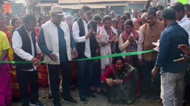 বান্দোয়ান: এলাকার মানুষদের দীর্ঘদিনের দাবি মেনে কুইলাপাল হইতে জামতোড়িয়া পর্যন্ত পথশ্রী রাস্তার উদ্বোধন করা হলো