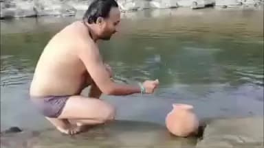 सोहागपुर: पांडवनगर शांति धाम से नंदी गौ सेवा के गौसेवकों ने अज्ञात शव का किया अस्थि विसर्जन