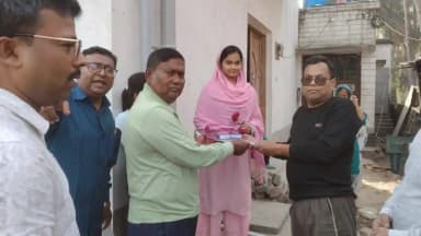 পাঁশকুড়া: পাঁশকুড়া পৌরসভ৯নম্বর ওয়ার্ডTMCউদ্যোগে মাধ্যমিক পরীক্ষার্থীদের শুভেচ্ছাSIR নিয়ে সচেতনতা উপস্থিত পাঁশকুড়া শহরTMCসভাপতি