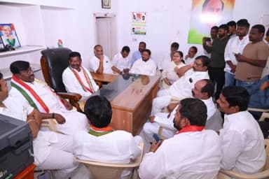 జాజిరెడ్డి గూడెం: సూర్యాపేట గడ్డపై కాంగ్రెస్ జెండా ఎగరాలి: ఏఐసీసీ ఇంచార్జి సెక్రటరీ విశ్వనాథన్