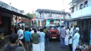 പത്തനാപുരം: പത്തനാപുരത്തെ വിവിധ റോഡുകൾ മന്ത്രി കെ ബി ഗണേഷ് കുമാർ ഉദ്ഘാടനം ചെയ്തു