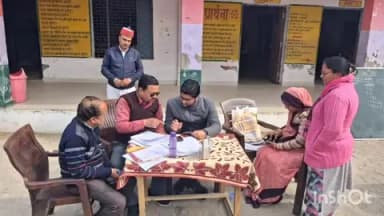 इगलास: इगलास के एसडीएम ने क्षेत्र के विभिन्न मतदान केंद्रों का किया निरीक्षण