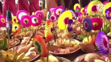 ஈரோடு: கைகாட்டி வலசு நிலா பிள்ளையாருக்குசோறு எடுக்கும் விழாவில் சிறுவர் சிறுமியர் பெரியவர்கள் வரை வழிபாடு செய்தனர்