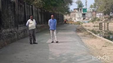 बड़ौदा: पार्षद प्रतिनिधि ने नाला निर्माण का किया अवलोकन, उपयंत्री से गुणवत्तापूर्ण निर्माण की मांग की
