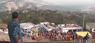 पाकरटांड: माघ पूर्णिमा पर रामरेखा धाम में मेले का आयोजन, पूजा के लिए उमड़ी श्रद्धालुओं की भीड़