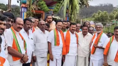 குன்னூர்: குன்னூர் கரன்சி, மாரியம்மன் கோவில் கும்பாபிஷேகம்