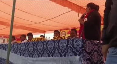 लालगंज: चिउटहरा में ब्लॉक स्तरीय दो दिवसीय फुटबॉल टूर्नामेंट का भव्य शुभारंभ, तीन विधायकों ने फीता काटकर किया उद्घाटन