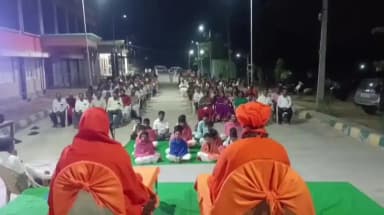 ಕೊರಟಗೆರೆ: ಸಿದ್ದರಬೆಟ್ಟದ ರಂಭಾಪುರಿ ಮಠದಲ್ಲಿ ಕರ್ನಾಟಕ ರಾಜ್ಯೋತ್ಸವ ಪ್ರಶಸ್ತಿ ಪುರಸ್ಕೃತ ಅನು ಶಾಂತರಾಜ್ ಗೆ ಸನ್ಮಾನ