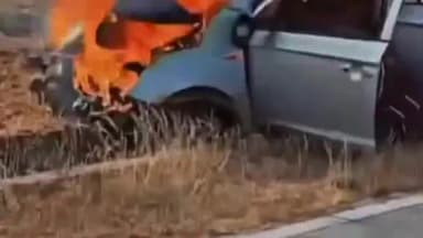 ಅರಸೀಕೆರೆ: ಬಾಣಾವರ ಬಳಿಯ ರಾಷ್ಟ್ರೀಯ ಹೆದ್ದಾರಿಯಲ್ಲಿ ಭೀಕರ ರಸ್ತೆ ಚಾಲಕನ ನಿಯಂತ್ರಣ ತಪ್ಪಿ ರಸ್ತೆ ಬದಿಗೆ ಪಲ್ಟಿಯಾದ ಕಾರು