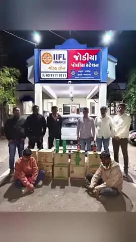 જોડિયા: હડીયાણા ગામેથી વિદેશી દારૂના જથ્થા અને કાર સહિત 8,64,700 ના મુદ્દામાલ સાથે બે શખ્સોને ઝડપી લીધા