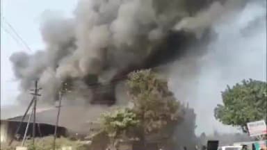 पालघर: पालघर येथील दुरियन कंपनीला लागली भीषण आग