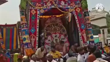 குளித்தலை: தைப்பூச திருவிழாவை ஒட்டி விடையாற்றிய உற்சவம் பக்தர்கள் கலந்து கொண்டு சாமி தரிசனம்