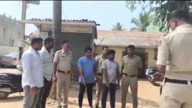 ಕುಣಿಗಲ್: ನಡು ರಸ್ತೆಯಲ್ಲಿ ಮಚ್ಚು ಹಿಡಿದು ದಾಂದಲೆ ನಡೆಸಿದ್ದವರಿಗೆ ಬಿಗ್ ಶಾಕ್ ನೀಡಿದ ಪೊಲೀಸರು