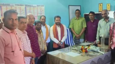 ସୋହେଲା: ସୋହେଲା ଗୋଷ୍ଠୀ ଶିକ୍ଷା କାର୍ଯ୍ୟାଳୟରେ ଆଜି ସନୋଜ କୁମାର ସେଠୀ ସୋହେଲା ବିଇଓ ଭାବରେ ଦାୟିତ୍ବ ଗ୍ରହଣ କଲେ