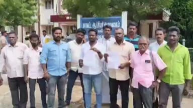 சிவகங்கை: ஒக்கூரில் பாஜக இளைஞரணி சார்பில்
இரட்டை மாட்டு வண்டி பந்தயம் – 59 மாட்டு வண்டிகள் பங்கேற்பு