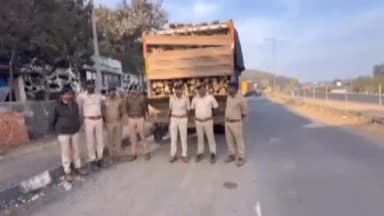 ભિલોડા: શામળાજી વન વિભાગની લાલઆંખ, પાસ પરમીટ વગર લાકડા ભરેલી બે ટ્રક ઝડપાઈ