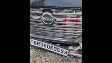 मरवन: गनौरा इड़ा के पास एनएच-722 पर कार और ट्रक की टक्कर, आधा दर्जन लोग घायल