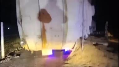 छत्तरगढ़: सत्तासर बोरियावाली के पास चारे से भरी ट्रॉली के पीछे पिकअप टकराई