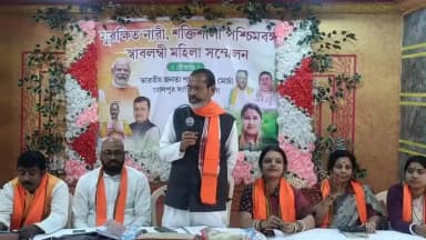 আউশগ্রাম ১: সুরক্ষিত নারী, শক্তিশালী বাংলা গঠনের ডাক, গুসকরায় মহিলা মোর্চার ডাকে স্বাবলম্বী মহিলা সম্মেলন