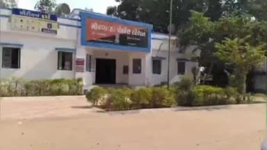 મોરવા હડફ: મોરવા હડફ પોલીસે ગોબલી ફળિયામાંથીવિદેશી દારૂનો જથ્થો ઝડપી એક ઇસમ સામે નોંધ્યો ગુનો