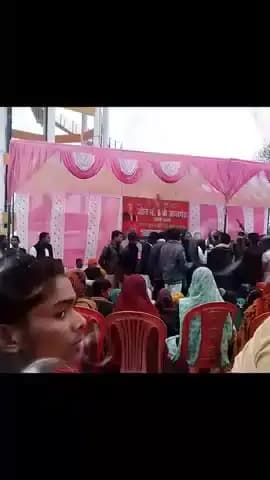 कौशांबी जिले के परभा नामक ग्राम में आए हुए इंद्रजीत सरोज पधारे 🇮🇳🇮🇳🇮🇳🇮🇳