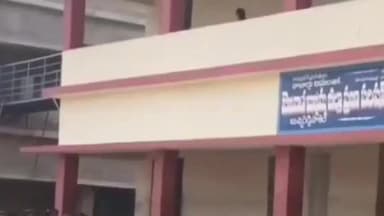 కొవ్వూరు: విద్యార్థినులు ఎక్కువ...వసతులు తక్కువ .!