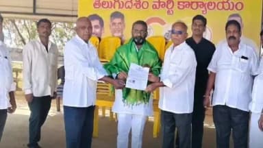 పత్తికొండ: పత్తికొండలో ఎమ్మెల్యే చేతుల మీదుగా సీఎం రిలీఫ్ ఫండ్ చెక్కు పంపిణీ బాధితులు కృతజ్ఞతలు చంద్రబాబుకు