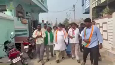 హుస్నాబాద్: హుస్నాబాద్ మున్సిపాలిటీ పరిధిలోని పలు వార్డుల్లో ఇంటింటి ప్రచారం నిర్వహించిన రాష్ట్ర మంత్రి పొన్నం ప్రభాకర్