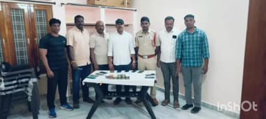 ప్రశాంత్ నగర్ లో పేకట ఆడుతున్న 12 మంది వ్యక్తులను పట్టుకున్న పోలీసులు భారీ మొత్తంలో నగదు స్వాధీనం