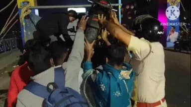 ডায়মন্ডহারবার ১: ডায়মন্ড হারবার এসডিও মাঠের সামনে দুটি বাইকের মুখোমুখি সংঘর্ষ যখম পাঁচজন