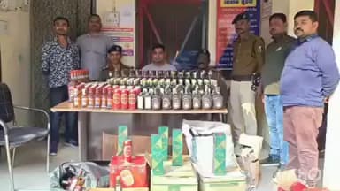 अंधराठाढ़ी: सहुरीया गांव से 206 लीटर विदेशी शराब बरामद, धंधेबाज फरार, मामला दर्ज