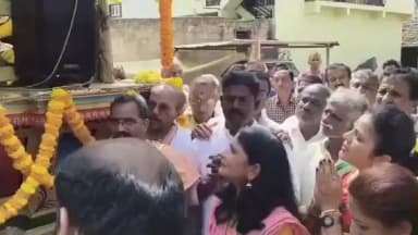 ಚನ್ನರಾಯಪಟ್ಟಣ: ಚಂದ್ರಮೌಳೇಶ್ವರ ರಥೋತ್ಸವ: ಕೋಲಾಟದ ಮೂಲಕ ಗಮನ ಸೆಳೆದ ಜಿಲ್ಲಾಧಿಕಾರಿ