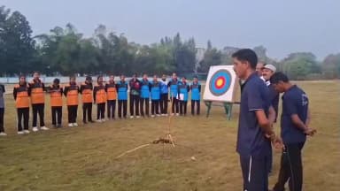 ગરૂડેશ્વર: નર્મદા જિલ્લા પોલીસ દ્વારા 50 જેટલા બાળકોને તિરંદાજીની તાલીમ આપવામાં આવી.