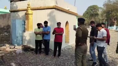 વંથળી: ભલાયશા દરગાહ પરિસર ખાતે કરાયેલ હત્યાનો મામલો, પિતા-પુત્ર સહિત 3 આરોપીઓ પાસે પોલીસે રિ-કન્સ્ટ્રક્શન કરાવ્યું