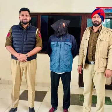 ਨਵਾਂਸ਼ਹਿਰ: ਥਾਣਾ ਸਦਰ ਬੰਗਾ ਪੁਲਿਸ ਨੇ ਛੇ ਗ੍ਰਾਮ ਹੈਰੋਇਨ ਸਮੇਤ ਪਿੰਡ ਲੱਖਪੁਰ ਨਿਵਾਸੀ ਸੋਹਨ ਲਾਲ ਪੁੱਤਰ ਜੋਗਿੰਦਰ ਰਾਮ ਨੂੰ ਕੀਤਾ ਕਾਬੂ