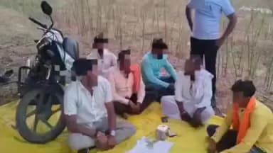 कंधार: पेटवड शेत शिवारात कंधार पोलिसांनी जुगार अड्ड्यावर छापा मारून आरोपी विरुद्ध कंधार पोलीस ठाण्यात गुन्हा दाखल