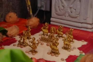 ನಿಪ್ಪಾಣಿ: ನಗರದಲ್ಲಿ ಮಹಾಲಕ್ಷ್ಮೀ ದೇವಿಯ ತ್ರೈವಾರ್ಷಿಕ ಯಾತ್ರೆಯಲ್ಲಿ ಭಾಗಿಯಾದ ಶಾಸಕಿ ಶಶಿಕಲಾ ಜೊಲ್ಲೆ