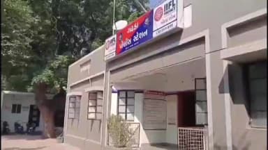 ગઢડા: ગઢડા તાલુકાના વનાળી ગામે જાહેરમાં જુગાર રમતા 4 ઈસમોને પોલીસે ઝડપી પાડ્યા