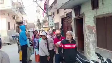 ਅੰਮ੍ਰਿਤਸਰ 2: ਬਟਾਲਾ ਰੋਡ ਸੰਧੂ ਕਲੋਨੀ ਇਲਾਕੇ ਦੇ ਵਿੱਚ ਇੱਕ ਮਹਿਲਾ ਵੱਲੋਂ ਆਪਣੇ ਆਪ ਨੂੰ ਅੱਗ ਲਗਾ ਕੇ ਕੀਤਾ ਮੌਤ ਦੇ ਹਵਾਲੇ ਪੁਲਿਸ ਕਰ ਰਹੀ ਹੈ ਮਾਮਲੇ