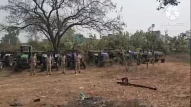 మహబూబాబాద్: బ్రాహ్మణ కొత్తపల్లి శివారు ఆకేరు నుండి అక్రమ ఐసుక రవానా చేస్తున్న 10ఇసుక ట్రాక్టర్లు సీజ్ చేసిన నెల్లికుదురు పోలీసులు