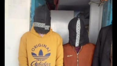 गोरेयाकोठी: गोरिया कोठी थाना क्षेत्र में पुलिस ने दो अभियुक्तों को अवैध हथियार के साथ किया गिरफ्तार