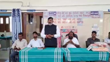 કવાંટ: નવલજા ગામે ધારાસભ્યની ઉપસ્થિતિમાં નન્હી પરી કીટનું વિતરણ કરાયું.