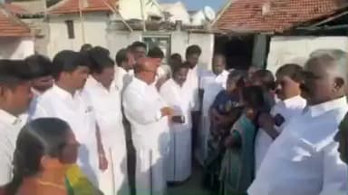 பல்லடம்: திருப்பூர் சேடர் பாளையம் பகுதியில் அதிமுக சார்பில் விடியா ஆட்சிக்கு உங்கள் வீட்டுப் பில்லே சாட்சி என்கிற பிரச்சார நிகழ்ச்சி நடைபெற்றது