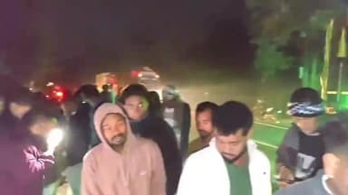 বিহপুৰীয়া: বান্দৰদেৱাৰ পি টি চিৰ১৫ নং ৰাষ্ট্ৰীয় ঘাইপথত ভয়ংকৰ পথ দুৰ্ঘটনা, অচিনাক্ত বাহনৰ খুন্দাত গুৰুতৰভাৱে আহত ২ বাইক আৰুহী