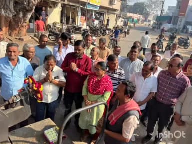 પેટલાદ: આશી ગામે નવીન બનનાર રસ્તાનું ખાતમુહૂર્ત કરાયું, રાજ્યકક્ષાના મંત્રી સહીત અગ્રણીઓ ઉપસ્થિત રહ્યા