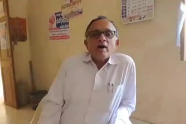 పాతపట్నం: విద్యాశాఖ ఆదేశాల మేరకు నరసన్నపేటలో అన్ని పాఠశాలలో ఫార్మేటివ్ అసెస్మెంట్ పరీక్షలు నిర్వహించనున్నట్లు తెలిపినMEOదాలినాయుడు