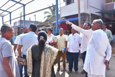 ಕಲಘಟಗಿ: ಕಲಘಟಗಿ ಪಟ್ಟಣದ ಗ್ರಾಮ ದೇವಿ ಜಾತ್ರೆ ಹಿನ್ನೆಲೆ ಸ್ಥಳ ಪರಿಶೀಲನೆ ನಡೆಸಿದ ಸಚಿವ ಸಂತೋಷ್ ಲಾಡ್