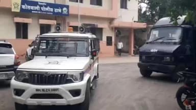 पारनेर: स्टेशन रोड येथे मोबाईल दुकानाचे तोडफोड करत दुकानदाराला मारहाण सात ते आठ जणांवर गुन्हा दाखल